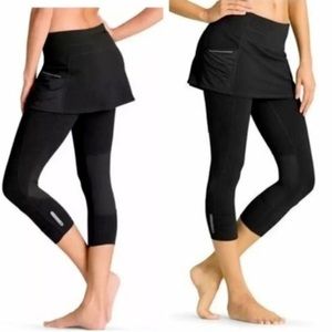 Athleta Elation 2 in 1 7/8 Tight Skirt Leggings
Black size 3x